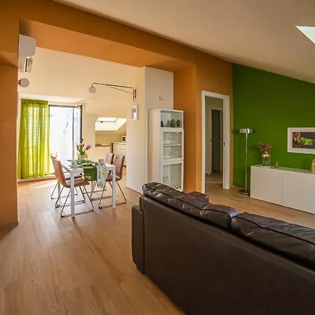 E Home Casa Vacanze Noicàttaro Buitenkant foto
