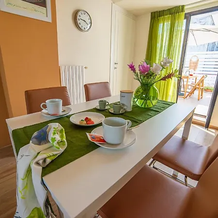 E Home Casa Vacanze Noicàttaro Buitenkant foto