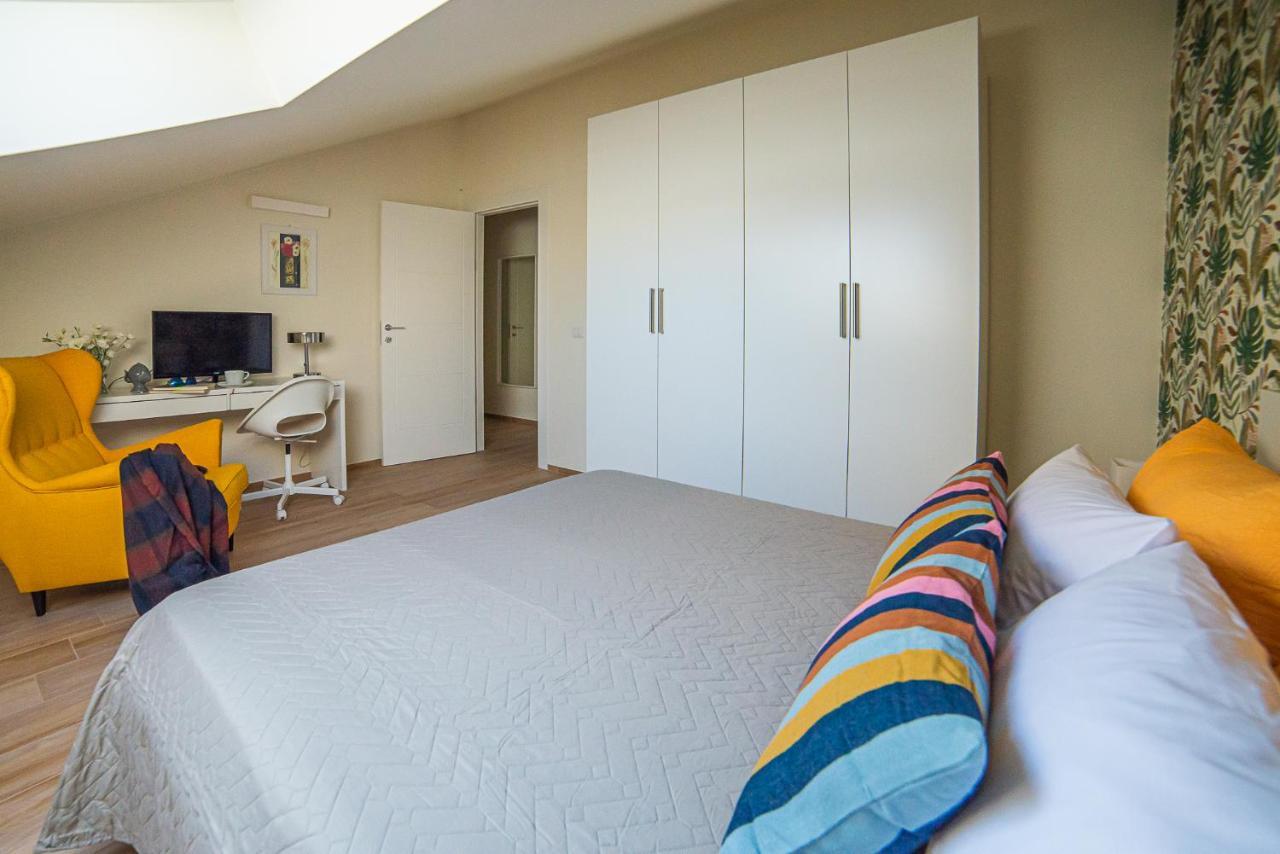 Apartment E *